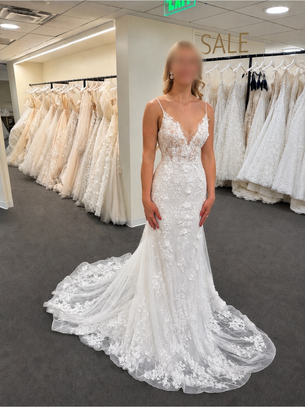 Lace Applique Fitted Bridal Gown in white